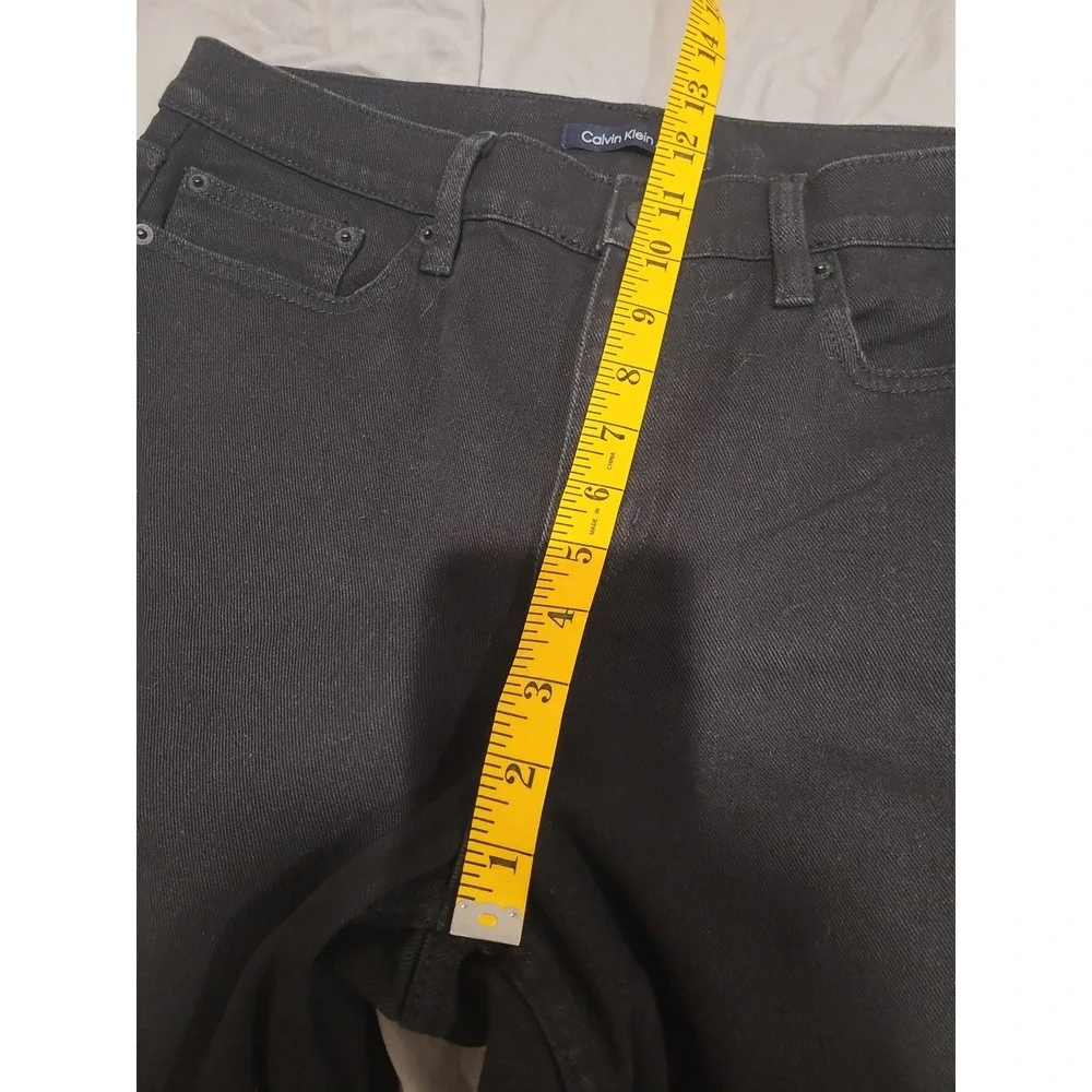 Calvin Klein Women SZ 10 Straight leg Black Jean Stretch classic 5 pocket casual